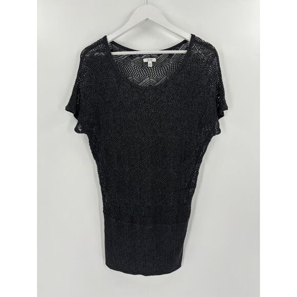Cache Sweater Top Womens Medium Gray Crochet Knit Short Sleeves Metallic Scoop - Picture 1 of 14